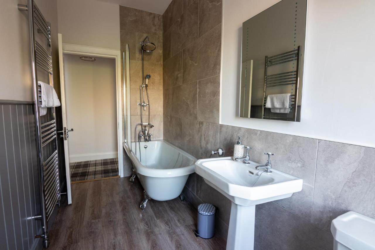 Laundry Cottage: Drumlanrig Castle Thornhill  Extérieur photo